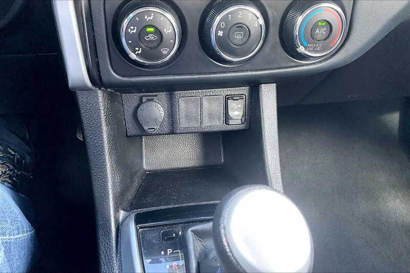 2018 Toyota Corolla L - Photo 32 - Ponce, AL 00717