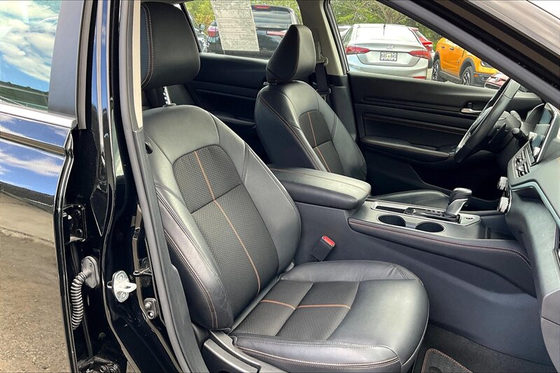 2022 Nissan Altima 2.5 SR - Photo 7 - Ponce, AL 00717