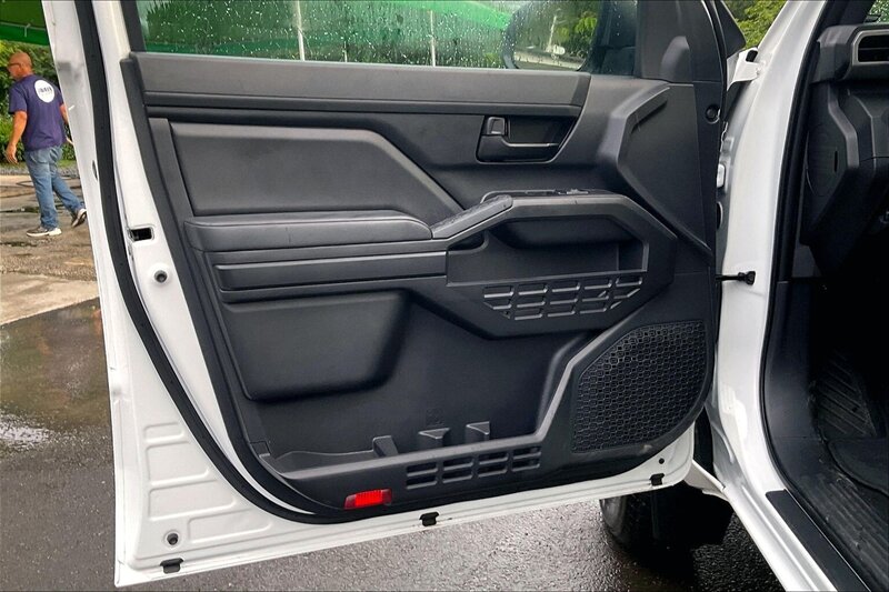 2024 Toyota Tacoma SR - Photo 23 - Ponce, AL 00717