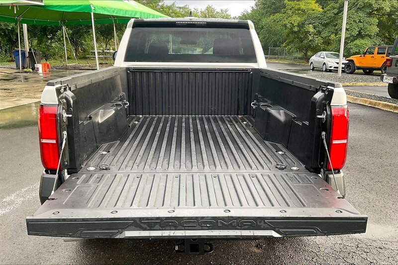 2024 Toyota Tacoma SR - Photo 13 - Ponce, AL 00717