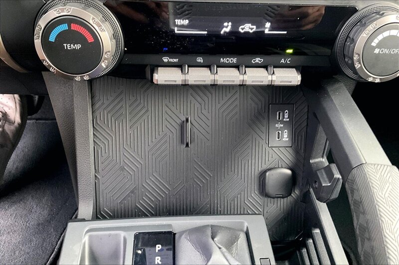 2024 Toyota Tacoma SR - Photo 30 - Ponce, AL 00717