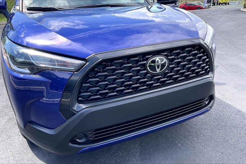 2024 Toyota Corolla Cross LE - Photo 30 - Ponce, AL 00717