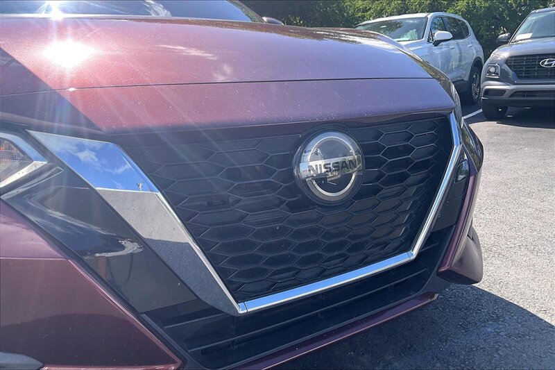 2020 Nissan Sentra SV - Photo 5 - Ponce, AL 00717