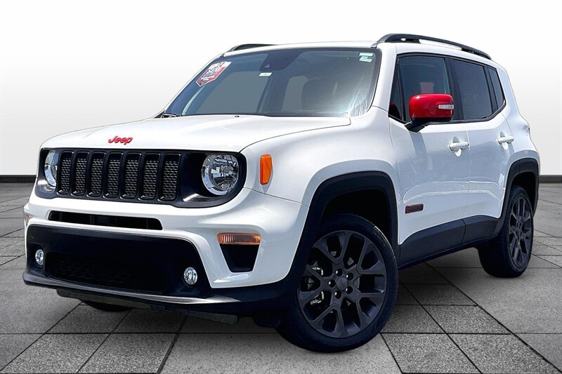 2023 Jeep Renegade Latitude - Photo 2 - Ponce, AL 00717