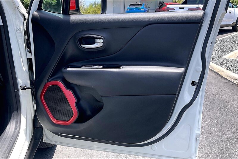 2023 Jeep Renegade Latitude - Photo 23 - Ponce, AL 00717