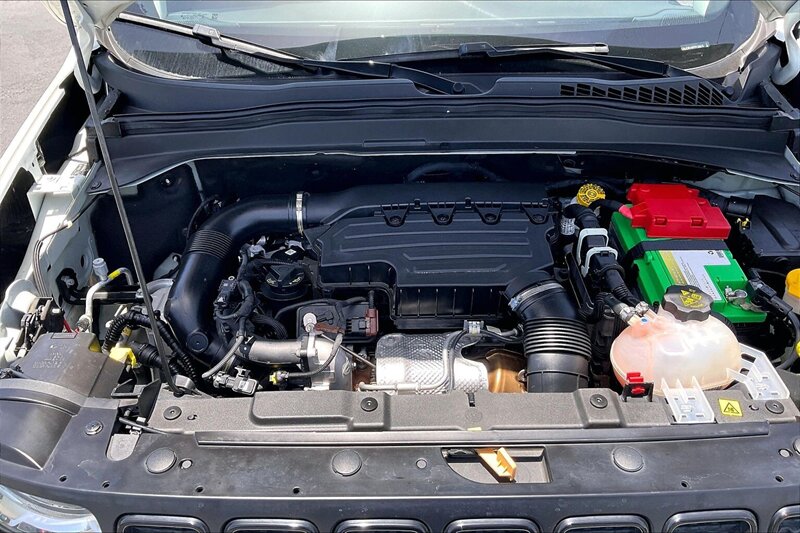 2023 Jeep Renegade Latitude - Photo 9 - Ponce, AL 00717