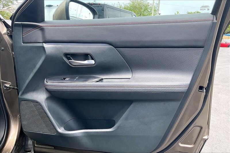 2025 Nissan Kicks SR - Photo 24 - Ponce, AL 00717
