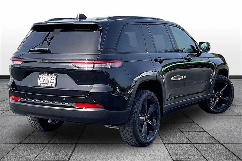 2024 Jeep Grand Cherokee Altitude - Photo 12 - Ponce, AL 00717