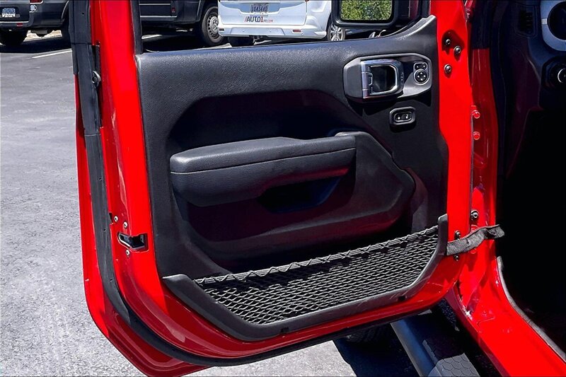 2025 Jeep Wrangler Sport - Photo 22 - Ponce, AL 00717