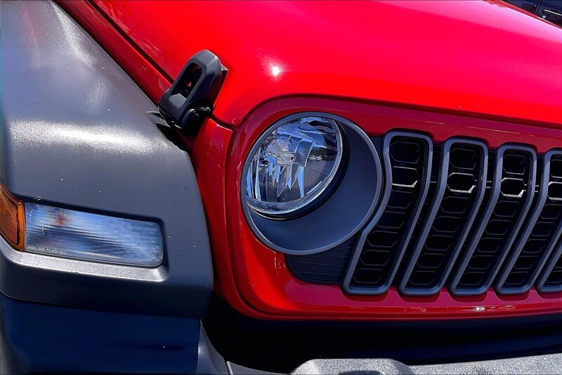 2025 Jeep Wrangler Sport - Photo 27 - Ponce, AL 00717