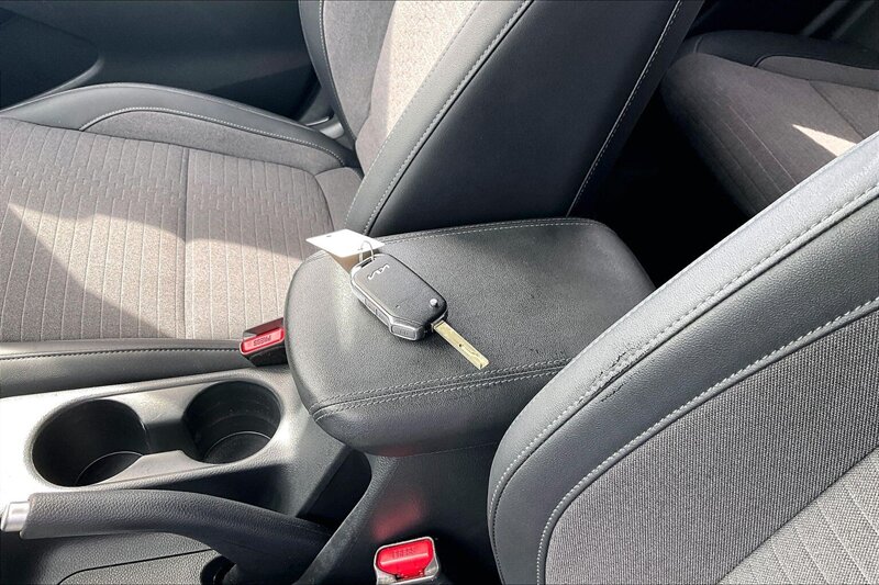 2023 Kia Seltos S - Photo 10 - Ponce, AL 00717