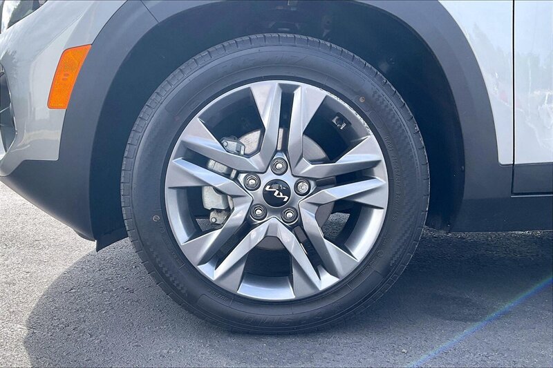 2023 Kia Seltos S - Photo 8 - Ponce, AL 00717