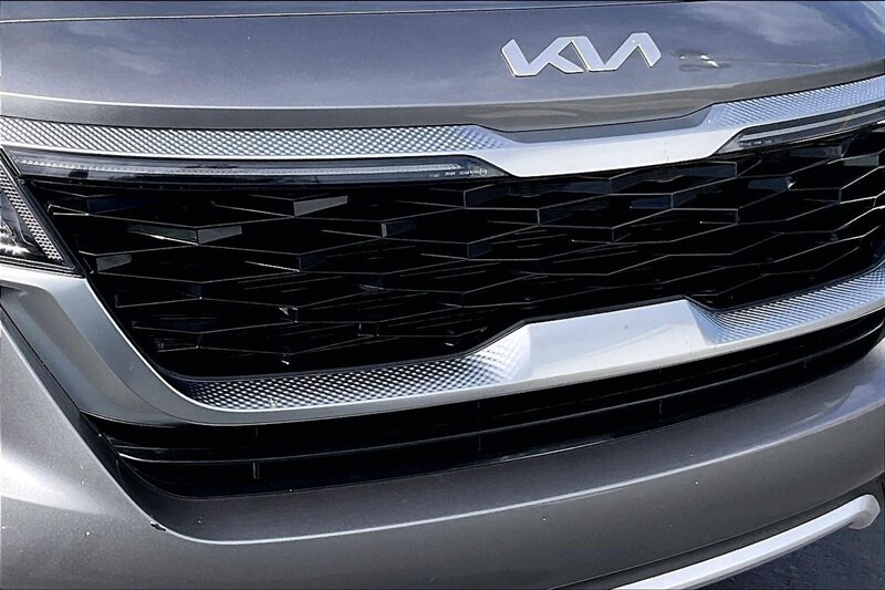2023 Kia Seltos S - Photo 29 - Ponce, AL 00717