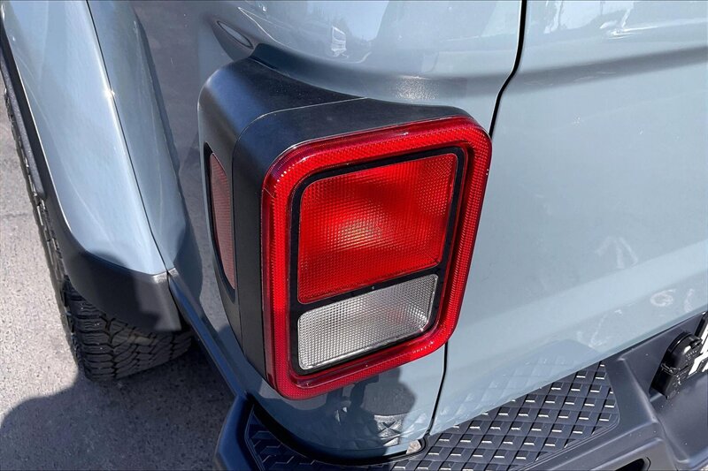 2025 Jeep Gladiator Sport S - Photo 29 - Ponce, AL 00717