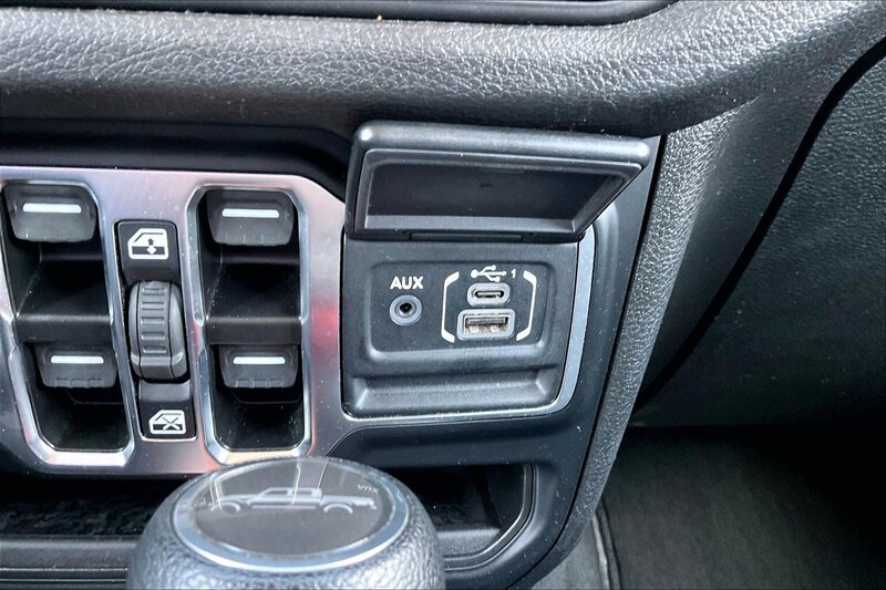 2025 Jeep Gladiator Sport S - Photo 31 - Ponce, AL 00717