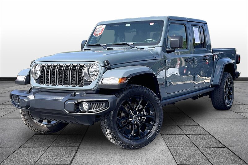 2025 Jeep Gladiator Sport S - Photo 2 - Ponce, AL 00717