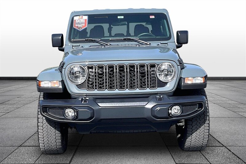 2025 Jeep Gladiator Sport S - Photo 3 - Ponce, AL 00717