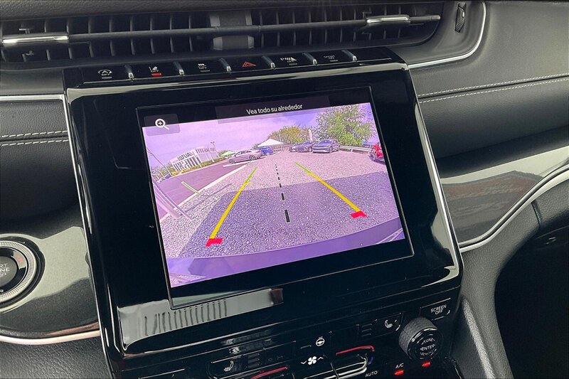 2022 Jeep Grand Cherokee L Laredo - Photo 20 - Ponce, AL 00717