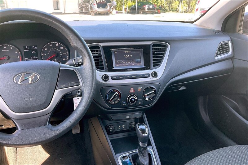 2020 Hyundai ACCENT SEL - Photo 6 - Ponce, AL 00717