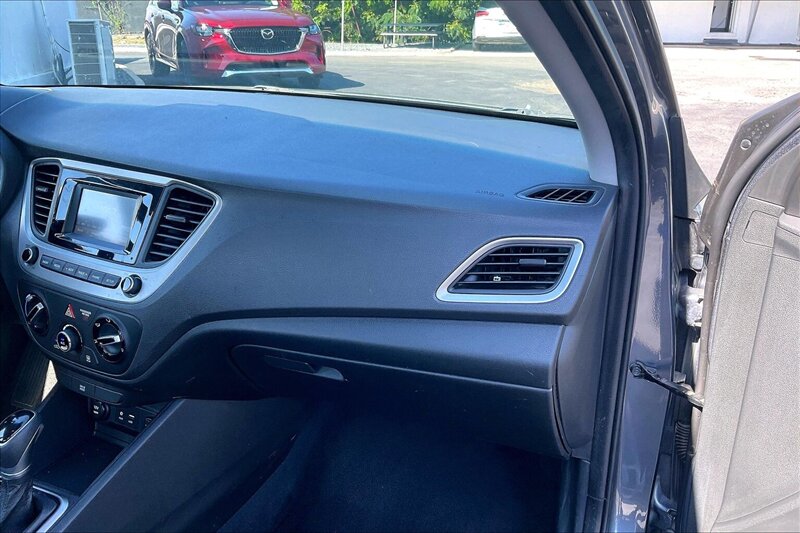 2020 Hyundai ACCENT SEL - Photo 15 - Ponce, AL 00717