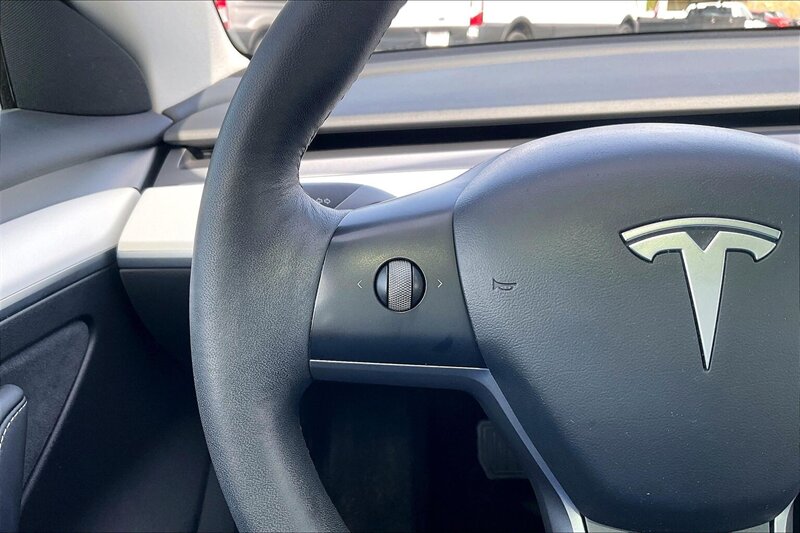 2022 Tesla Model 3 Long Range - Photo 17 - Ponce, AL 00717