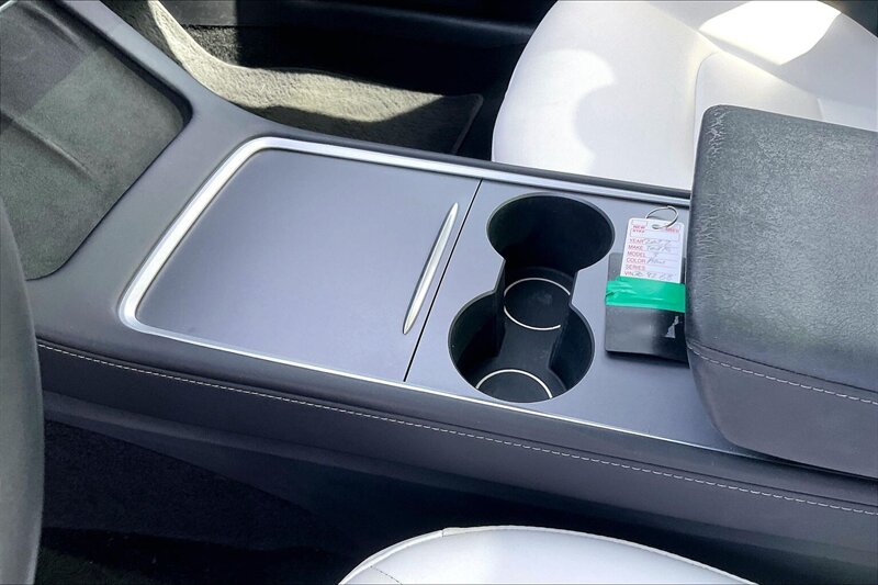 2022 Tesla Model 3 Long Range - Photo 16 - Ponce, AL 00717