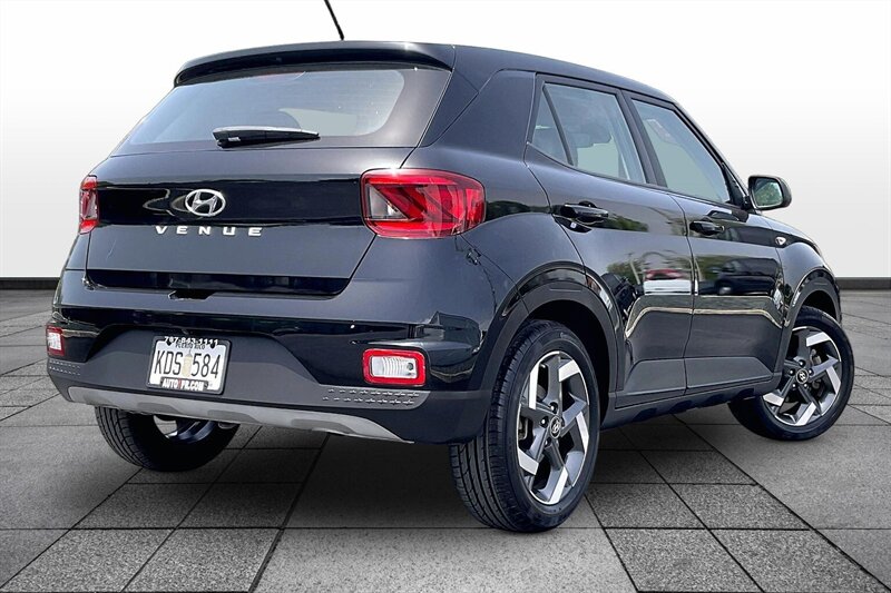 2023 Hyundai VENUE SE - Photo 12 - Ponce, AL 00717