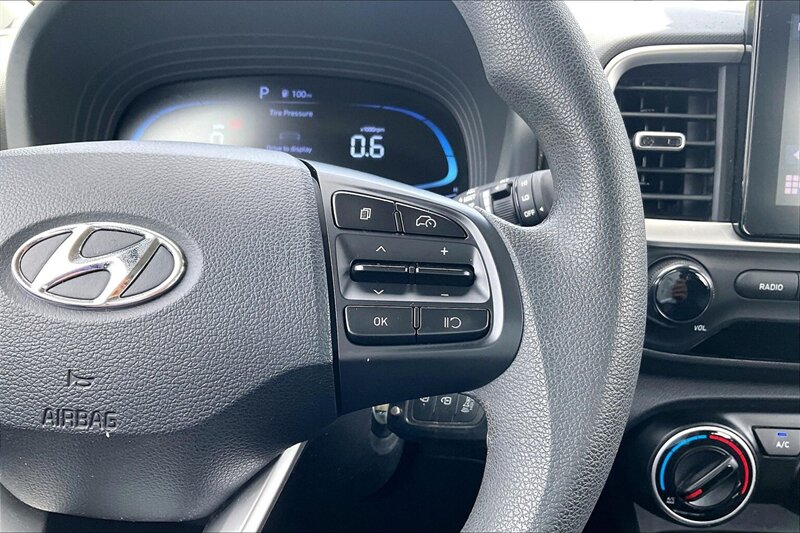 2023 Hyundai VENUE SE - Photo 18 - Ponce, AL 00717