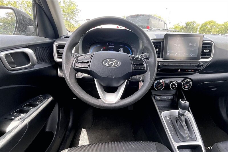 2023 Hyundai VENUE SE - Photo 5 - Ponce, AL 00717