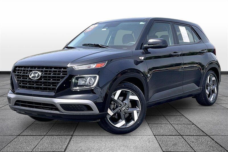 2023 Hyundai VENUE SE - Photo 2 - Ponce, AL 00717