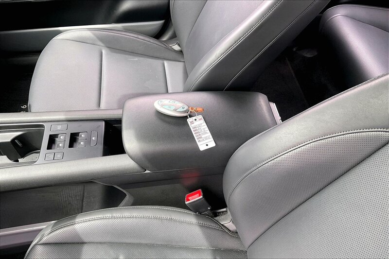 2023 Hyundai IONIQ 6 Limited - Photo 10 - Ponce, AL 00717