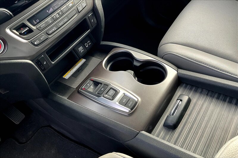 2023 Honda Passport EX-L - Photo 17 - Ponce, AL 00717