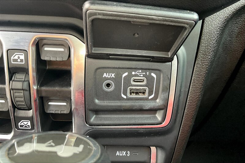 2024 Jeep Wrangler Rubicon 392 - Photo 32 - Ponce, AL 00717
