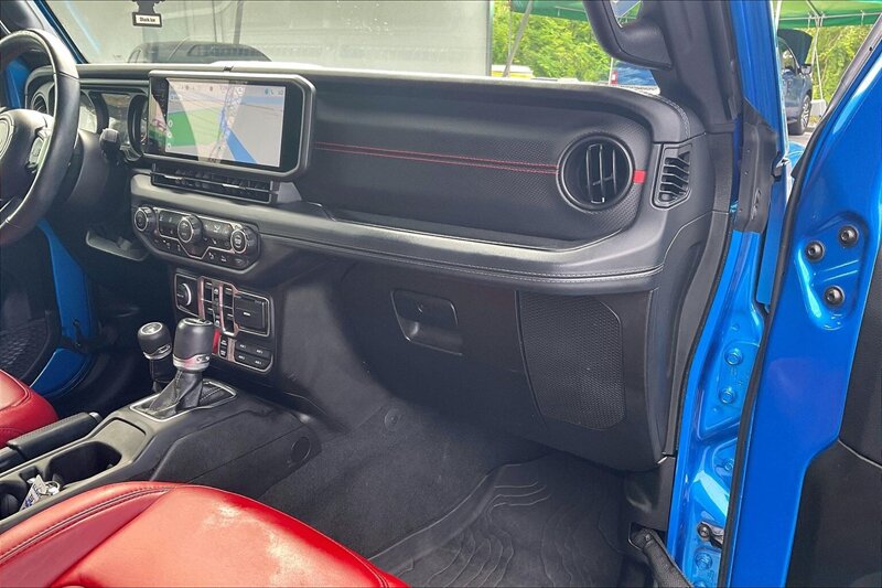 2024 Jeep Wrangler Rubicon 392 - Photo 16 - Ponce, AL 00717