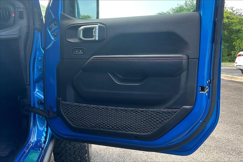 2024 Jeep Wrangler Rubicon 392 - Photo 23 - Ponce, AL 00717