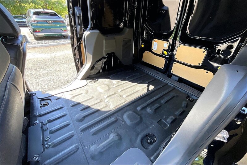 2023 Ford Transit Connect XL - Photo 25 - Ponce, AL 00717