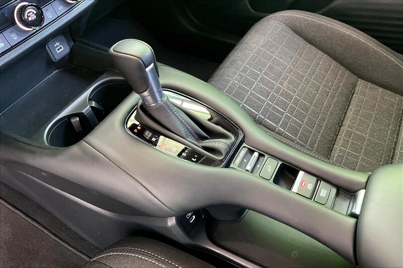 2024 Honda HR-V LX   - Photo 17 - Ponce, AL 00717