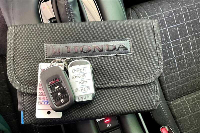 2024 Honda HR-V LX   - Photo 11 - Ponce, AL 00717