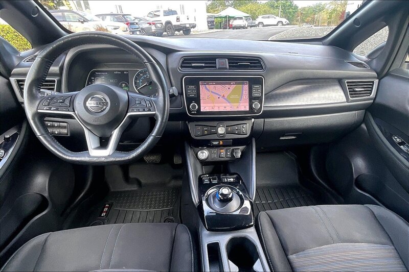 2022 Nissan LEAF SV - Photo 15 - Ponce, AL 00717