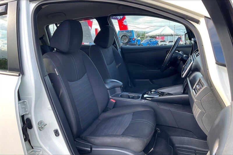 2022 Nissan LEAF SV - Photo 7 - Ponce, AL 00717