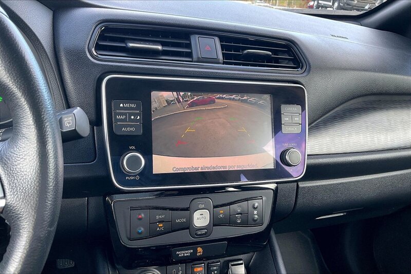 2022 Nissan LEAF SV - Photo 21 - Ponce, AL 00717