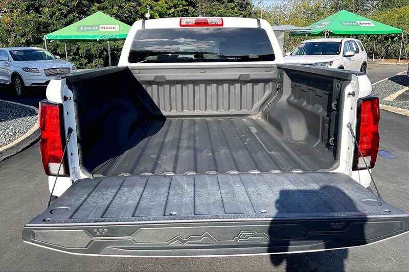 2024 Chevrolet Colorado Work Truck - Photo 13 - Ponce, AL 00717