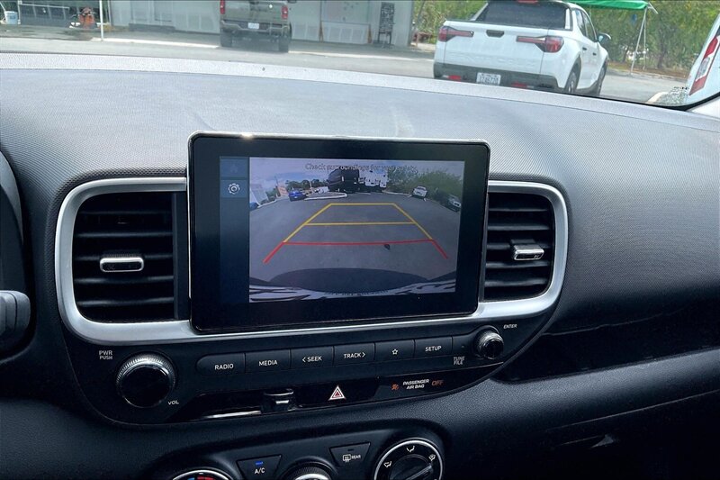2026 Hyundai VENUE SE - Photo 20 - Ponce, AL 00717