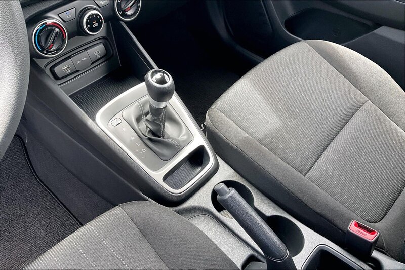 2026 Hyundai VENUE SE - Photo 16 - Ponce, AL 00717