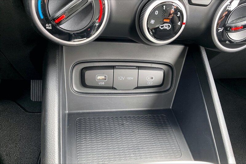 2026 Hyundai VENUE SE - Photo 30 - Ponce, AL 00717