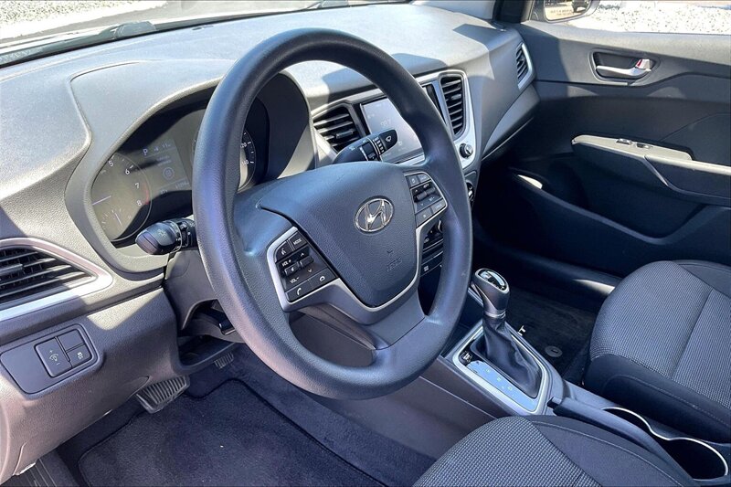 2021 Hyundai ACCENT SE - Photo 13 - Ponce, AL 00717