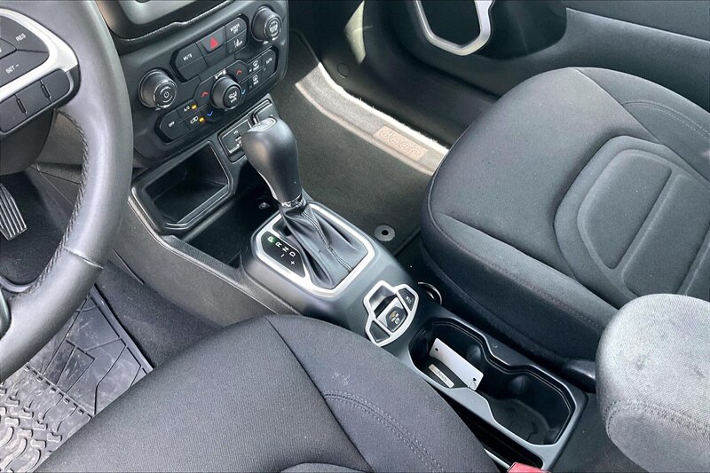 2021 Jeep Renegade Latitude - Photo 17 - Ponce, AL 00717