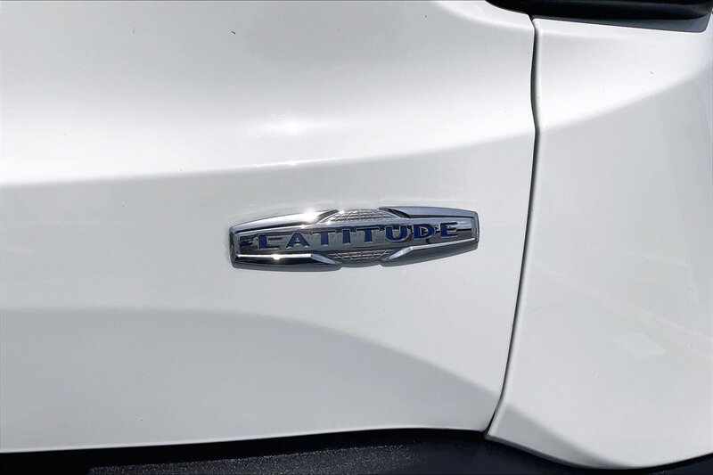 2021 Jeep Renegade Latitude - Photo 8 - Ponce, AL 00717