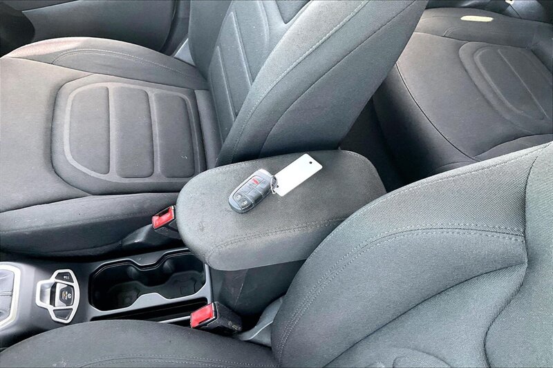 2021 Jeep Renegade Latitude - Photo 11 - Ponce, AL 00717