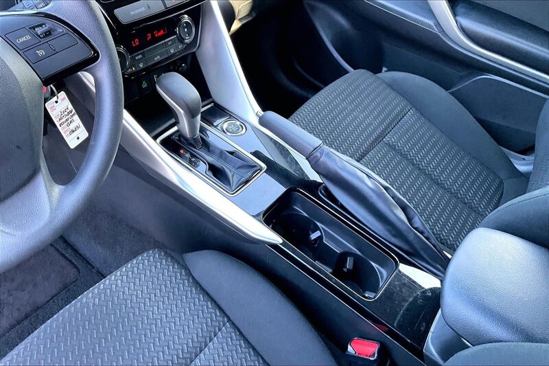 2024 Mitsubishi Eclipse Cross ES - Photo 17 - Ponce, AL 00717